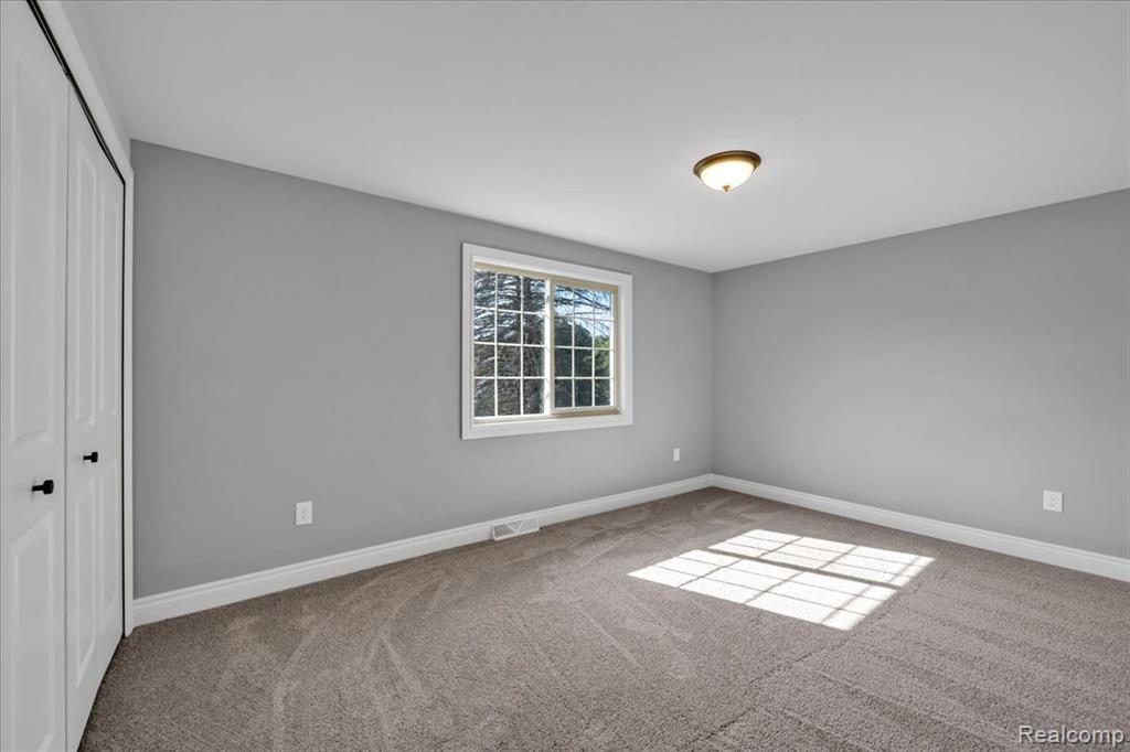 61326 Woodstock Court, Washington, MI — Photo 42