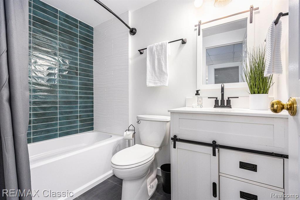 30857 Centennial Drive, Novi, MI 48377 — Photo 18