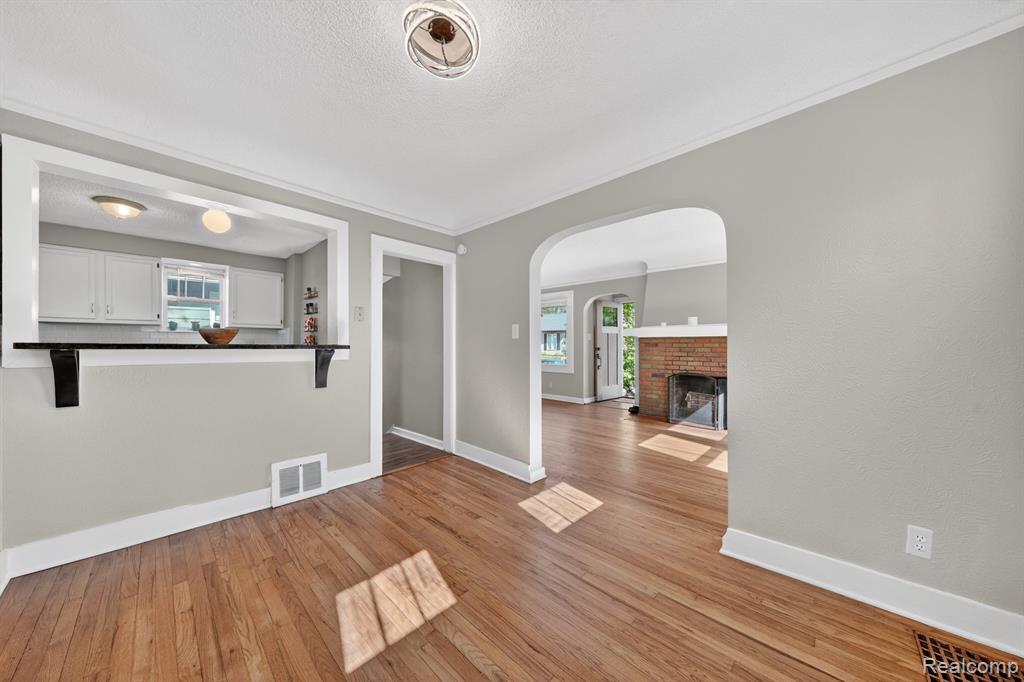 582 E Drayton Street, Ferndale, MI 48220 — Photo 13
