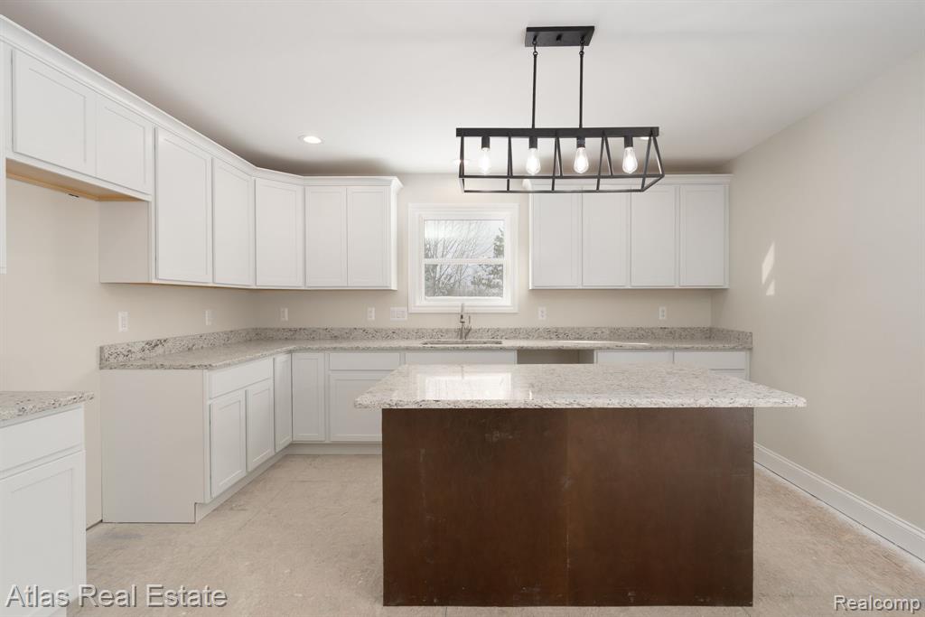 11289 Green Road, Goodrich Vlg, MI — Photo 24