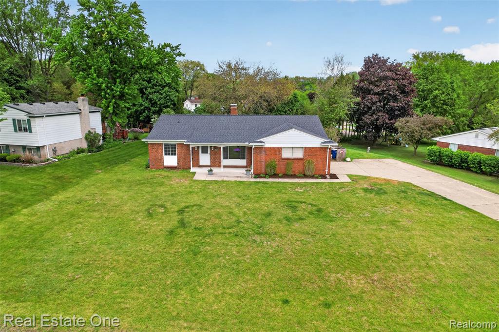 2802 Costa Mesa Road, Waterford, MI 48329 — Photo 40