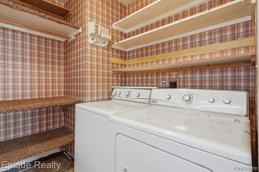 4856 Danbury Drive, Troy, MI 48085 — Photo 9