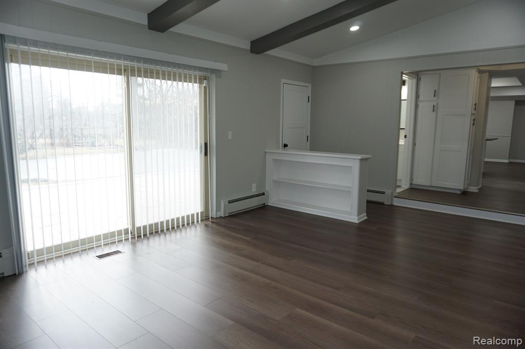 60938 LAKE EDGE, Washington, MI — Photo 9