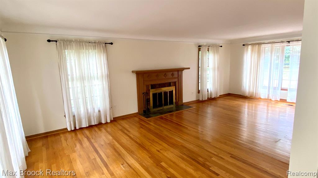 5291 DEEP WOOD Road, Bloomfield Hills, MI 48302 — Photo 5