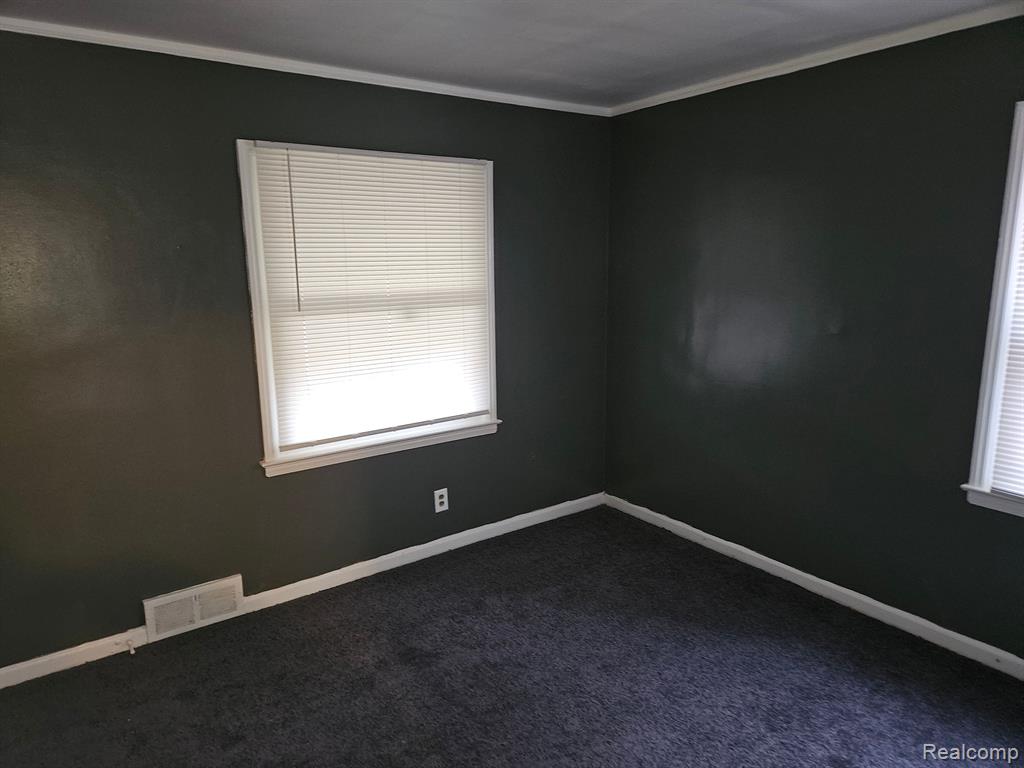 6110 FARMBROOK Street, Detroit, MI 48224 — Photo 10