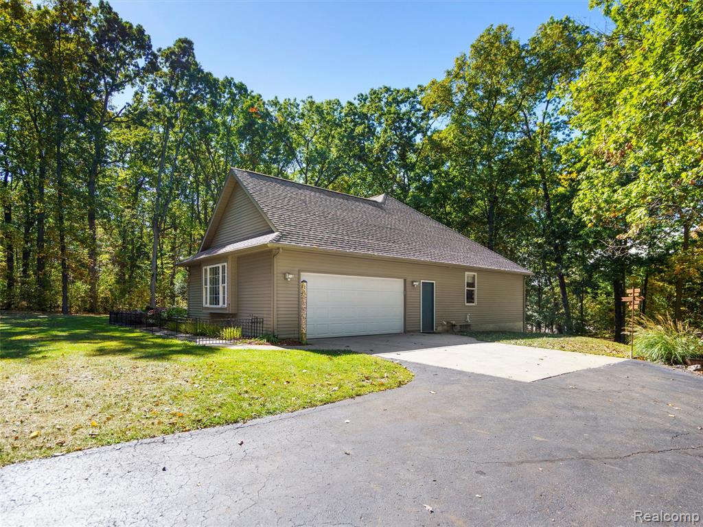 11371 Runyan Lake Road, Fenton, MI 48430 — Photo 51