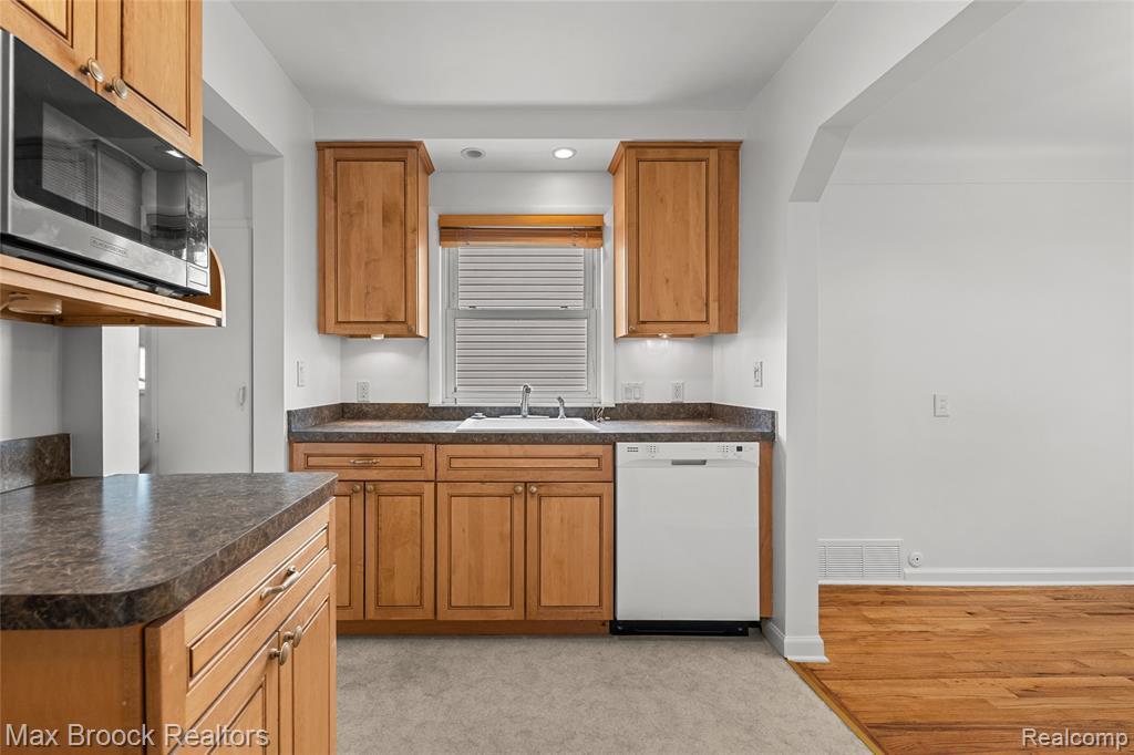 816 E 3rd Street, Royal Oak, MI 48067 — Photo 4