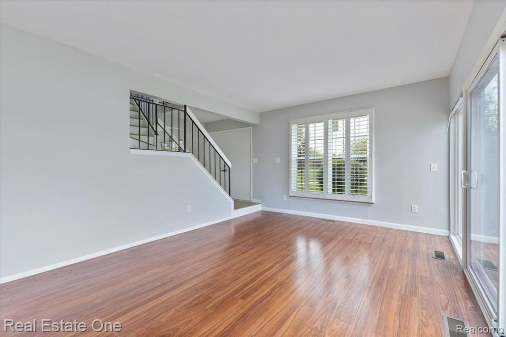 20098 BRYN MAWR, Northville, MI 48167 — Photo 9