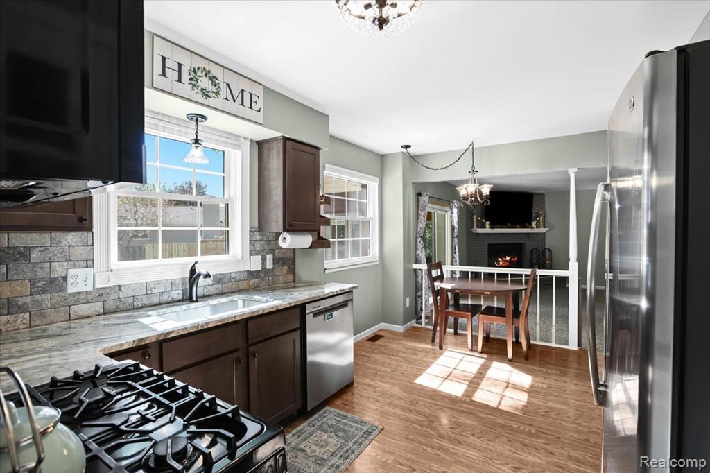540 Dartmouth Crescent Court, Westland, MI — Photo 13