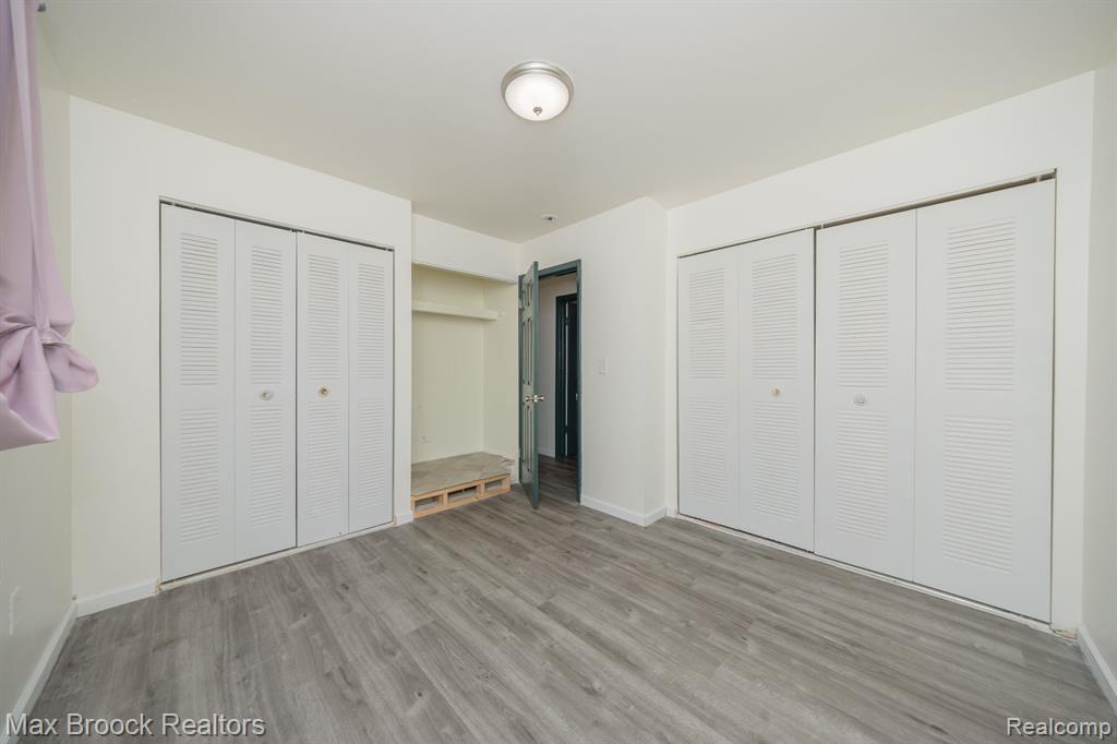 10020 ALLEN POINTE Drive N, 10020, Allen Park, MI 48101 — Photo 22