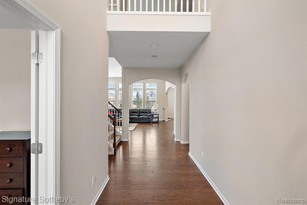 50472 SCARBOROUGH Road, Canton, MI 48188 — Photo 6