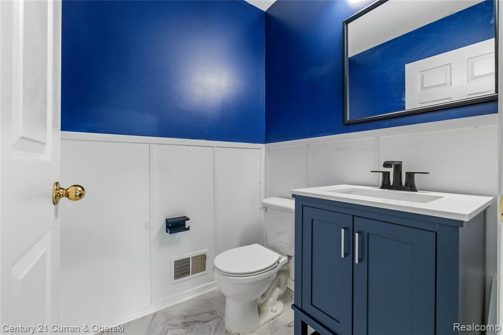 43060 Providence Lane, Canton, MI 48188 — Photo 16
