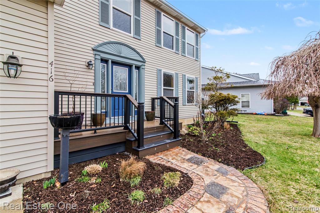 416 Umberland Drive, Howell, MI 48843 — Photo 2