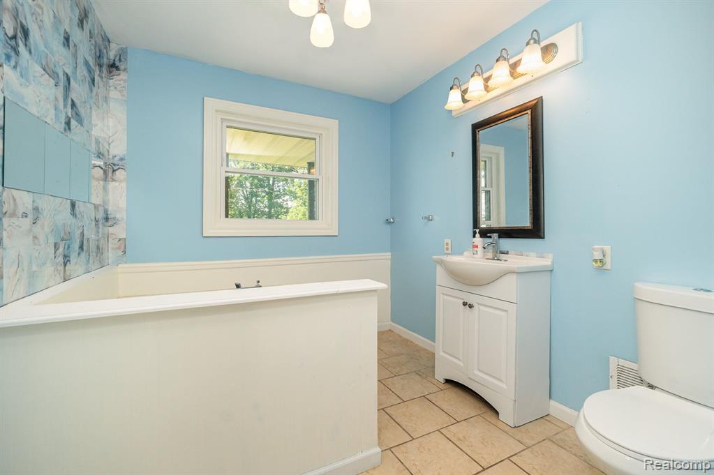 11326 MCKEIGHAN Road, St. Charles, MI 48655 — Photo 14