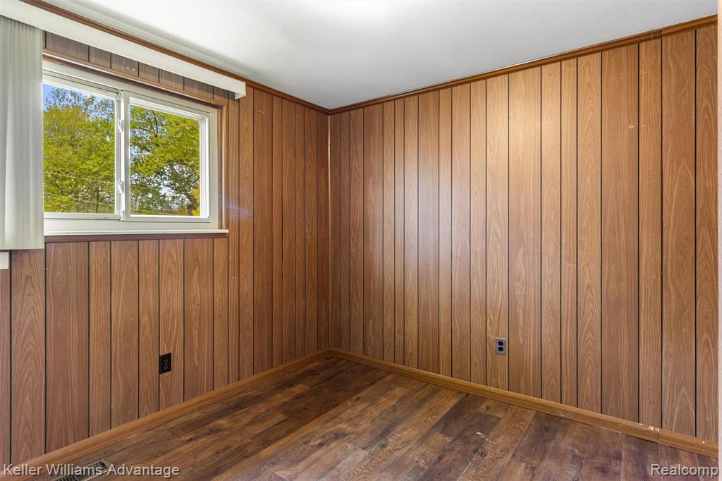 4061 Middlebury Drive, Troy, MI 48085 — Photo 25