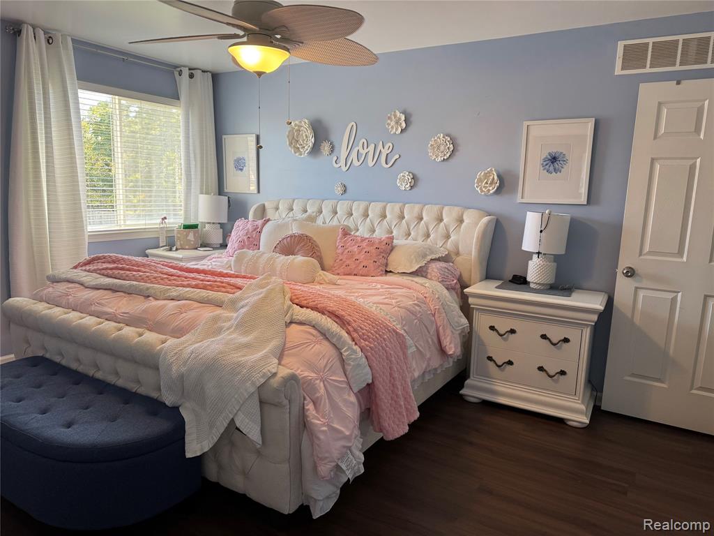 6063 Woodridge Lane, Grand Blanc, MI 48439 — Photo 9