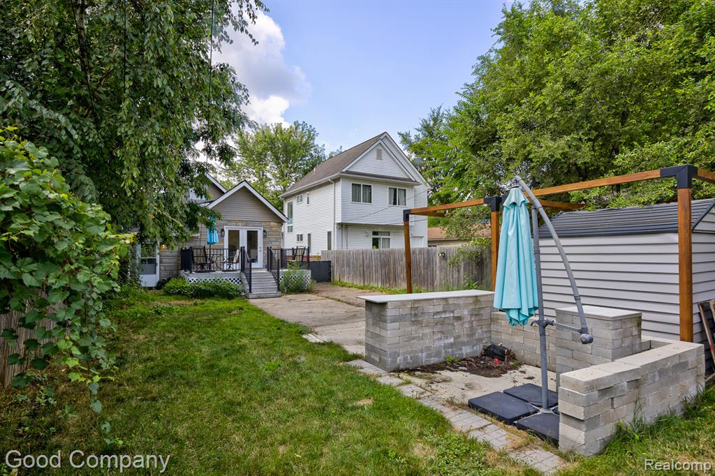 573 E Oakridge Street, Ferndale, MI 48220 — Photo 31