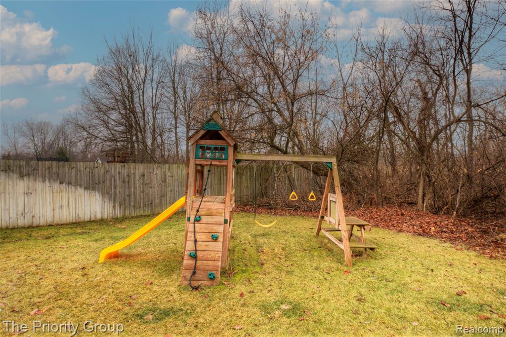 4395 Pondview Drive, Swartz Creek, MI 48473 — Photo 51