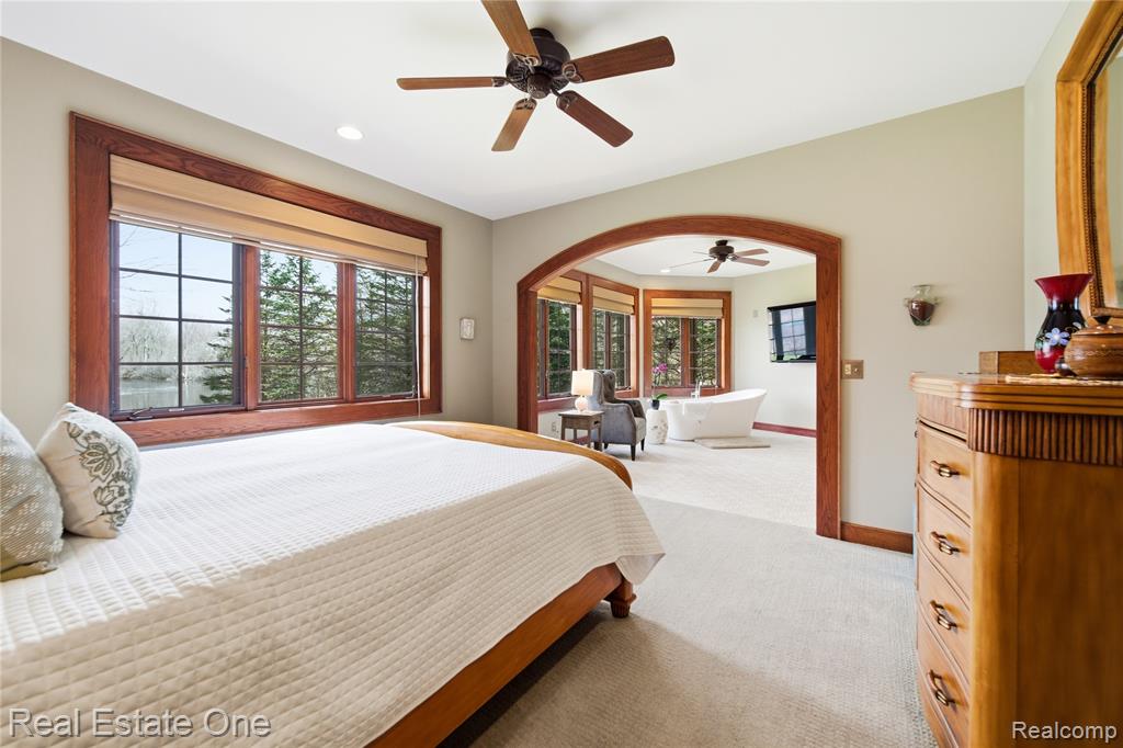 4529 Shoreview Lane, Whitmore Lake, MI 48189 — Photo 23