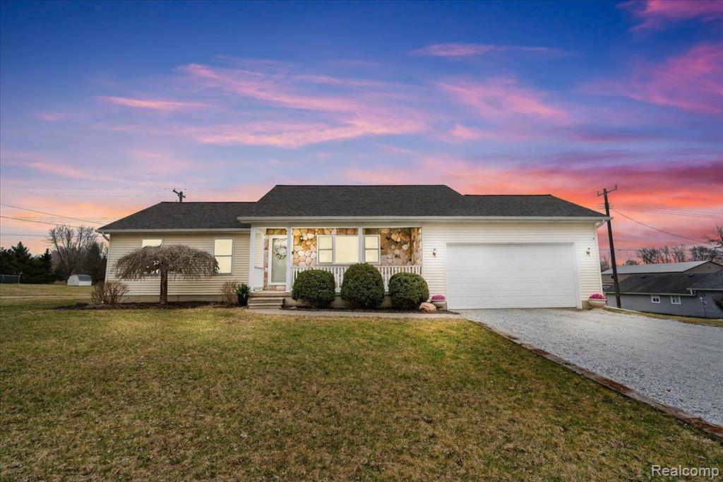 616 N FAIRGROUNDS Road, Imlay City, MI 48444 — front exterior