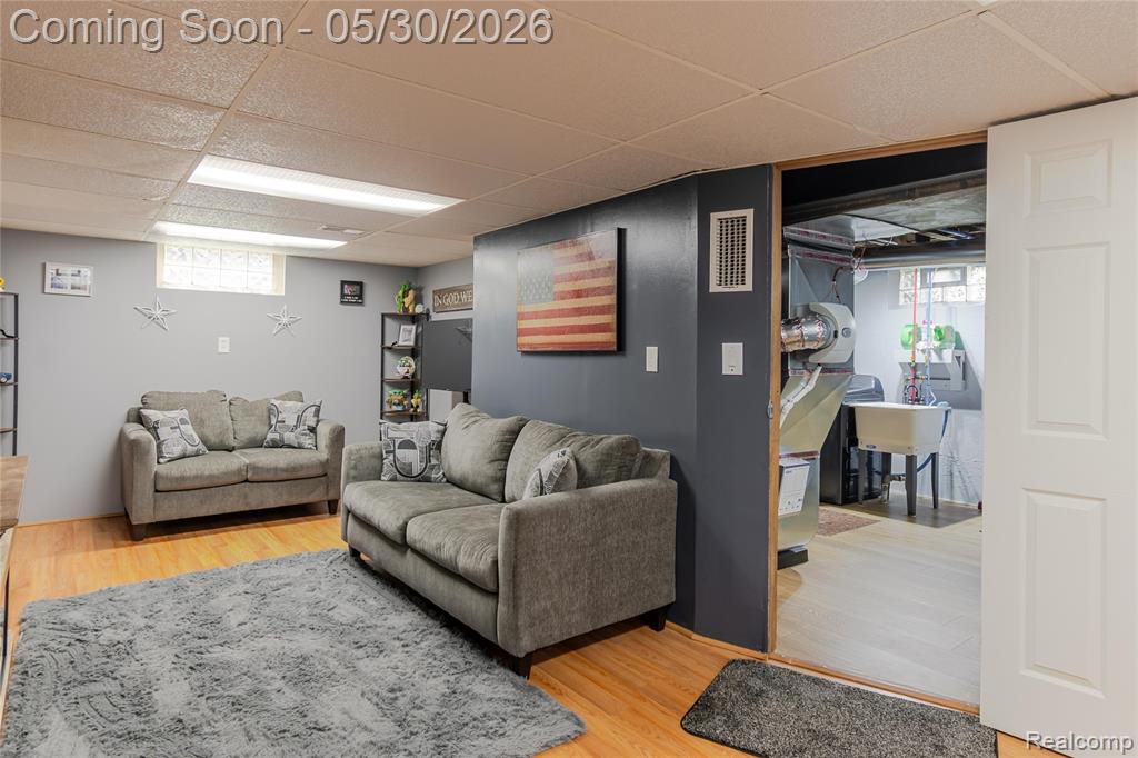 25446 Colgate Street, Dearborn Heights, MI 48125 — Photo 14