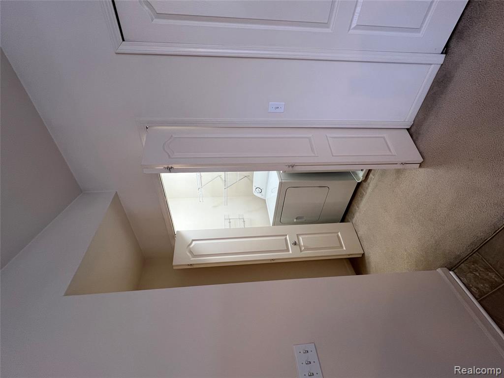 316 N WIXOM Road, Wixom, MI — Photo 5