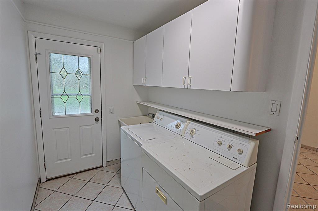 4003 OLD DOMINION Drive, West Bloomfield, MI 48323 — Photo 20