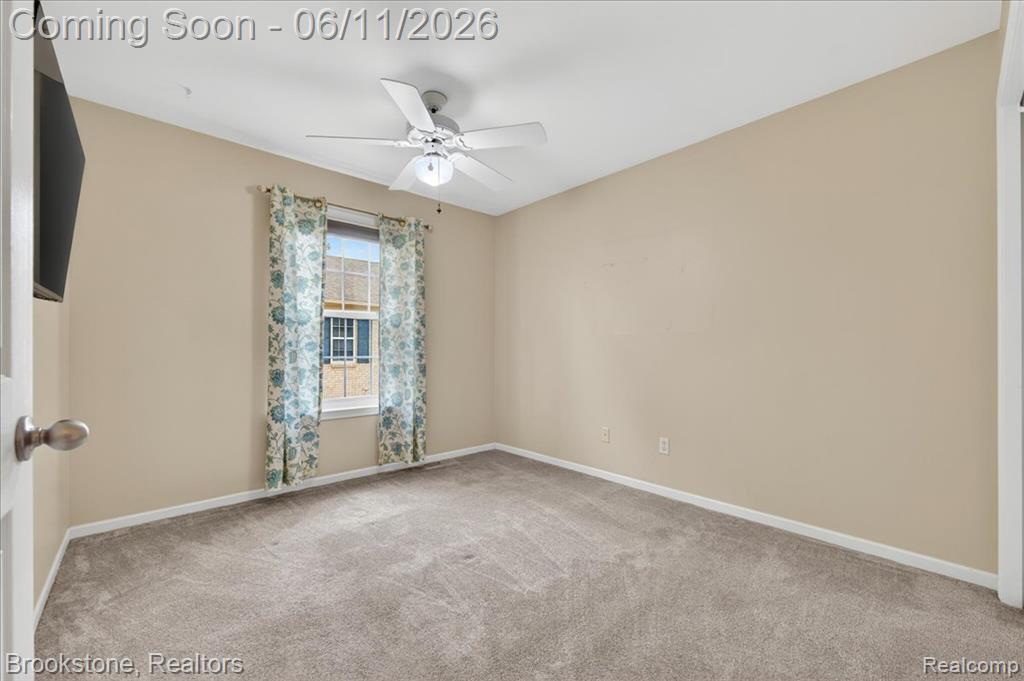 25406 Willowbrook Court, Flat Rock, MI 48134 — Photo 15