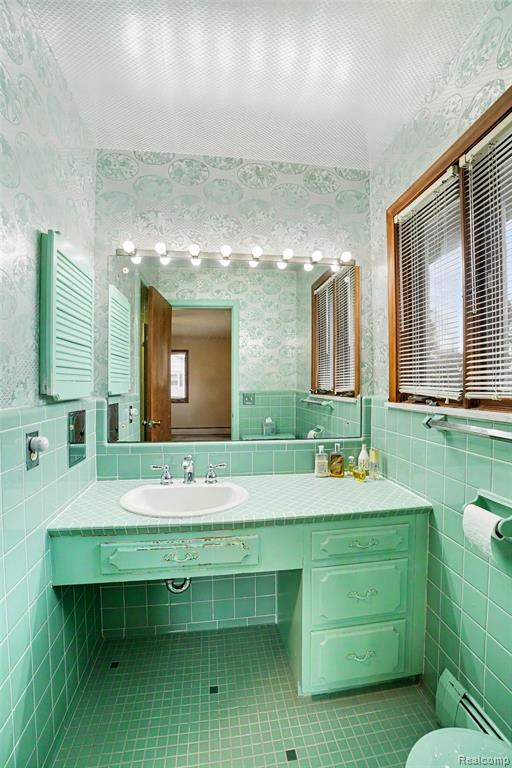 1226 Woodkrest Drive, Flint, MI 48532 — Photo 20