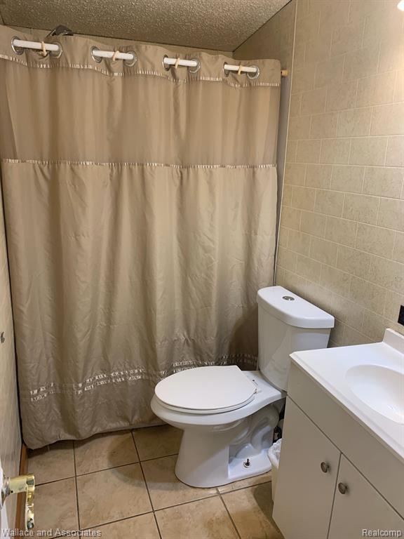 8407 SMITHS CREEK Road, Wales, MI — Photo 4