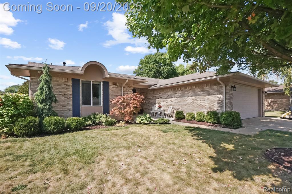 46457 Peach Grove Avenue, Macomb, MI 48044 — Photo 2