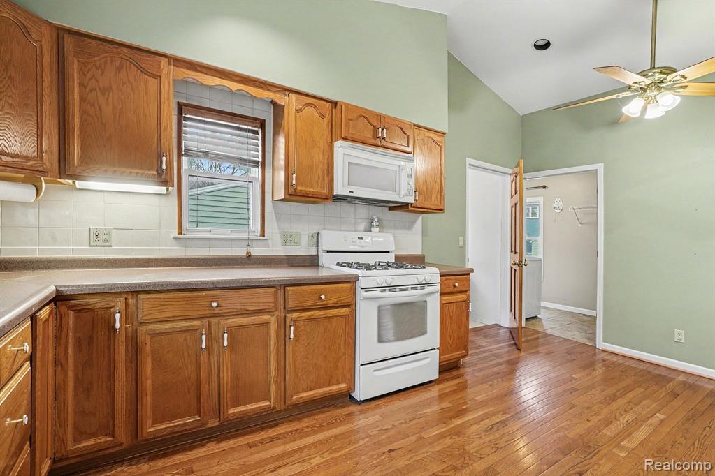1539 Park Avenue, Bay City, MI 48708 — Photo 2