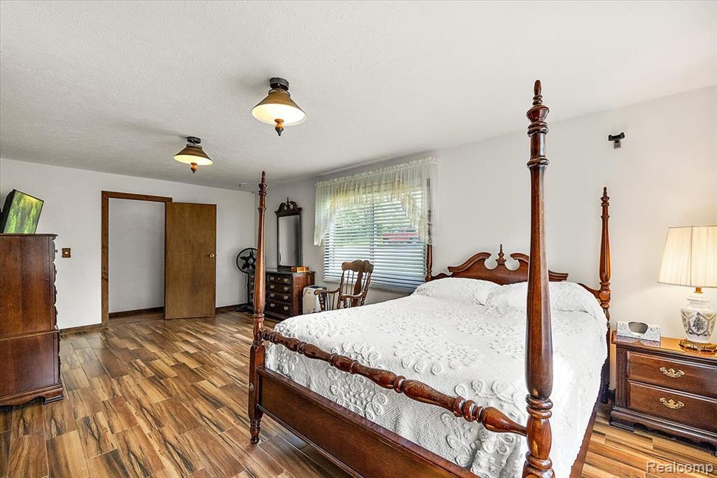 6930 Colony Drive, West Bloomfield, MI 48323 — Photo 20