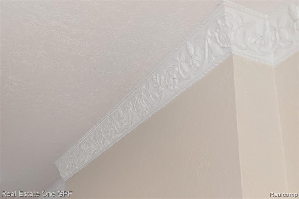 8032 Huntington Road, Huntington Woods, MI — Photo 43