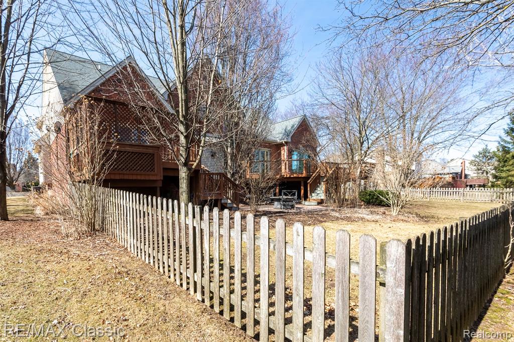 6904 GRANGER Drive, Troy, MI 48098 — Photo 59