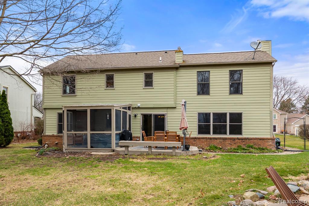 9043 Woods Edge Drive, Commerce Twp, MI 48382 — Photo 49