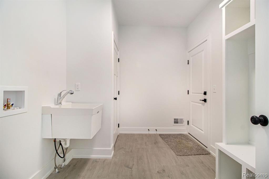 42947 RYEGATE Street, Canton, MI 48187 — Photo 18