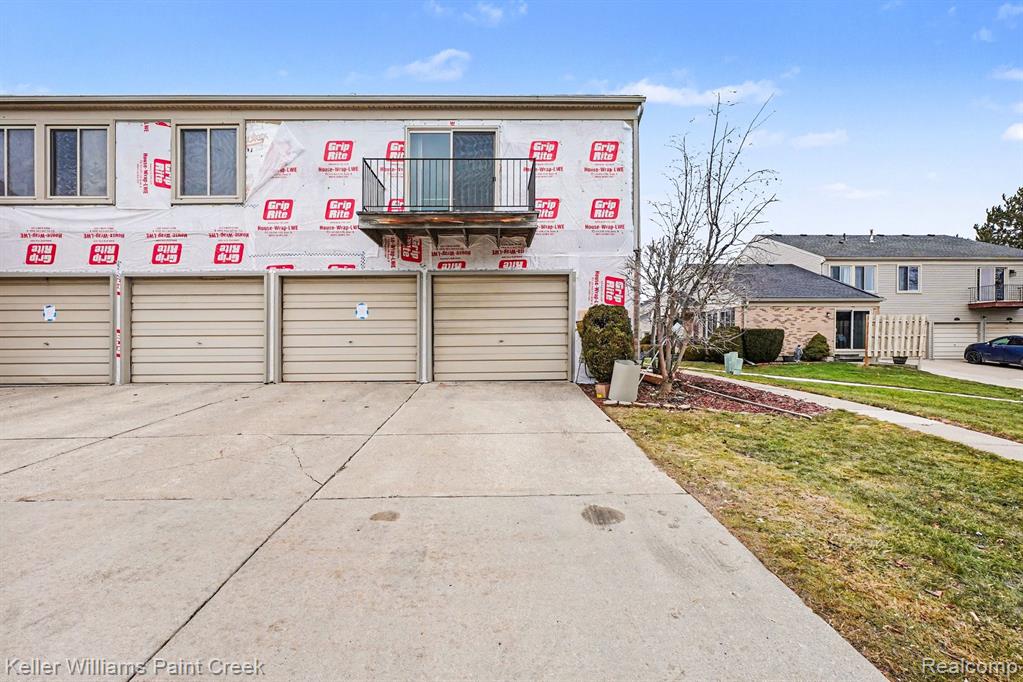 44643 Connecticut Court, Clinton Twp, MI 48038 — Photo 17