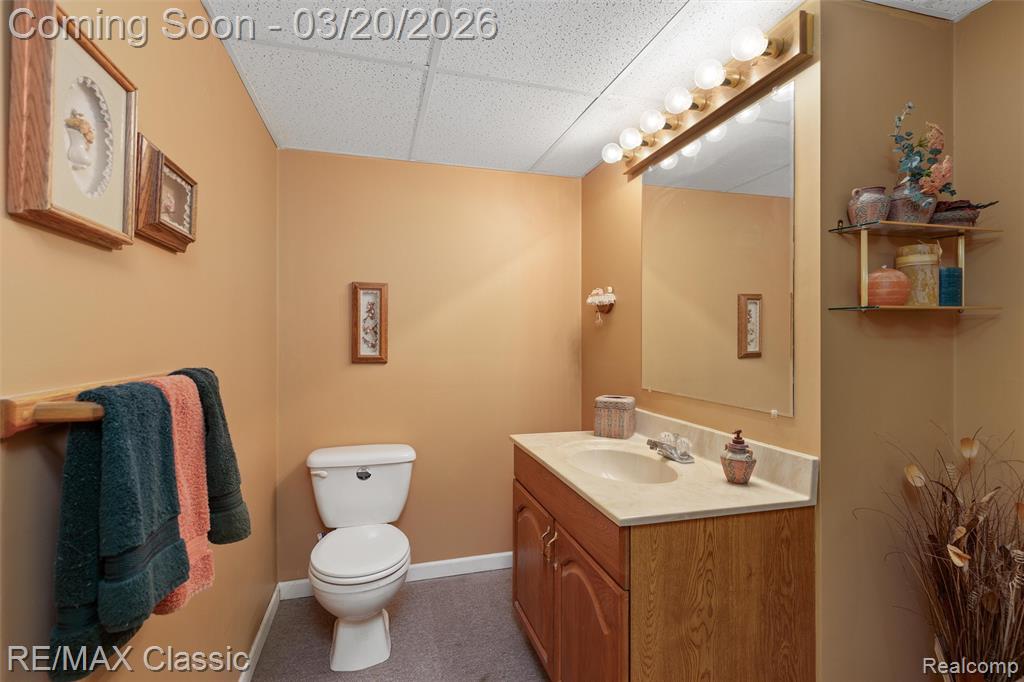 45105 Dunbarton Drive, Novi, MI — Photo 37