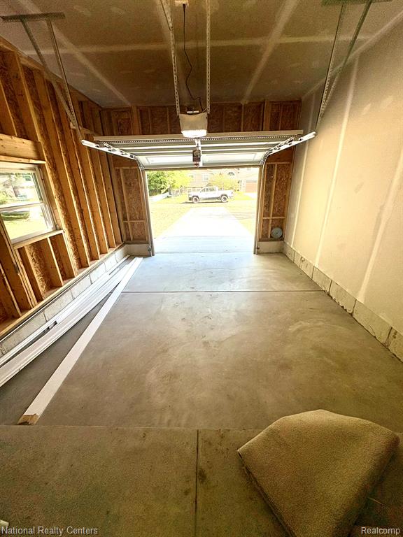 542 Springle Drive, Waterford, MI 48327 — Photo 26