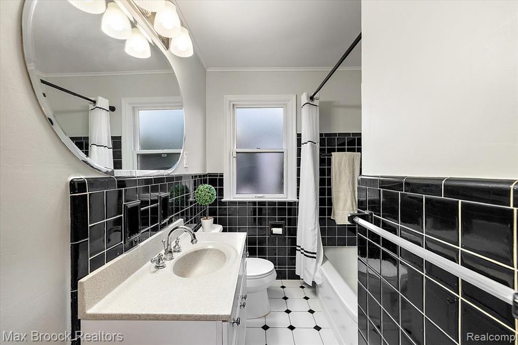 32350 Sheridan Drive, Beverly Hills, MI 48025 — Photo 17