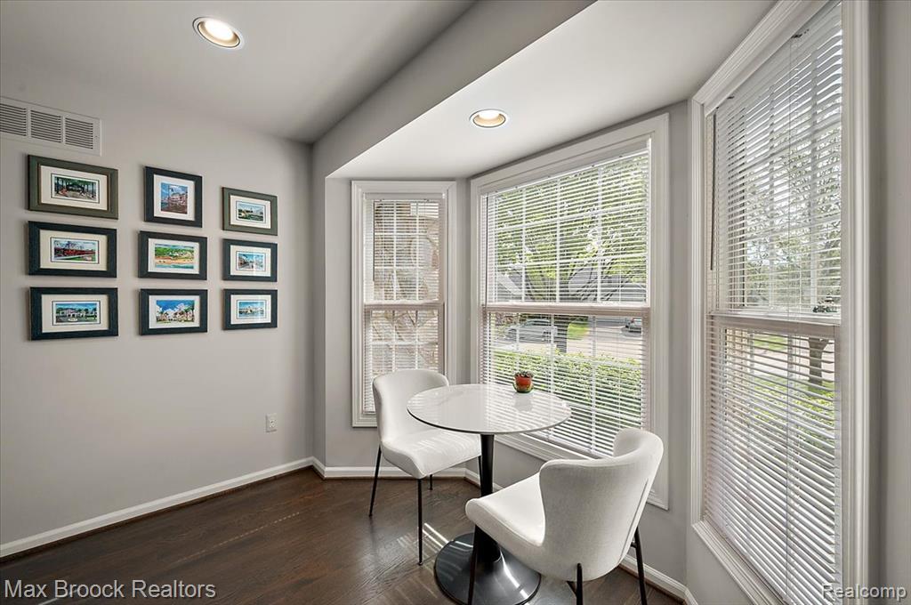 911 Tartan Trail, Bloomfield Hills, MI 48304 — Photo 19