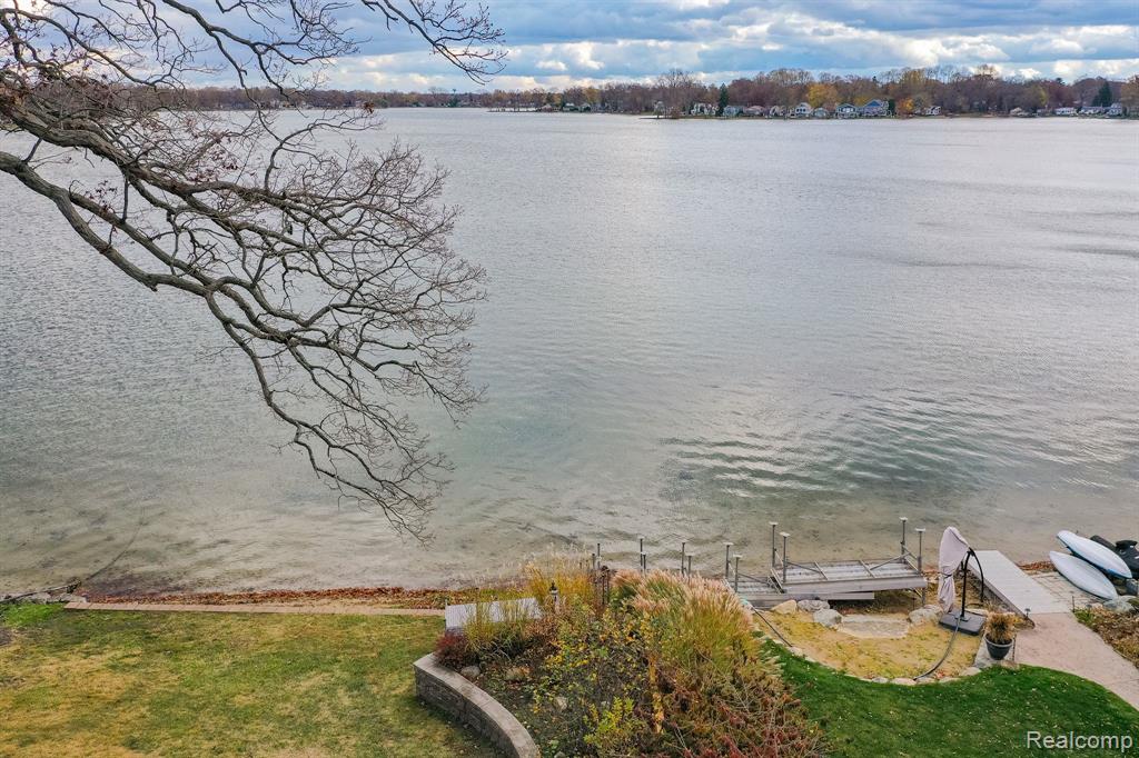 9149 LONGCROFT Drive, White Lake, MI — Photo 54