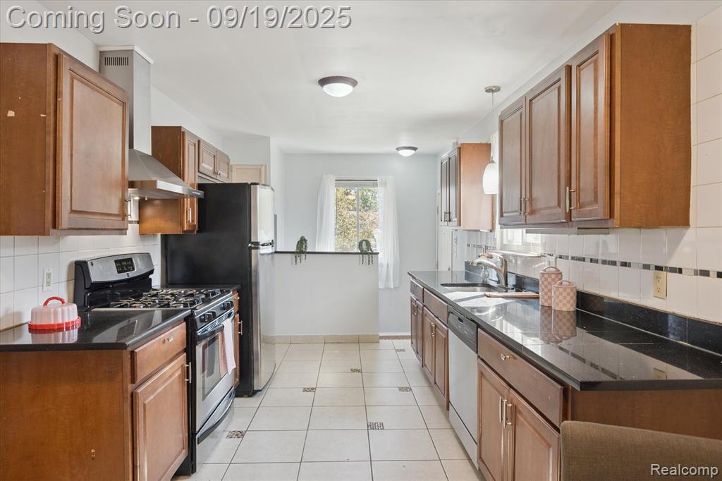 8425 Wormer, Dearborn Heights, MI 48127 — Photo 26