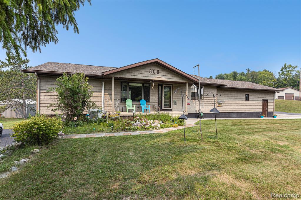 808 S Dow Road, MI 48661 — Photo 48