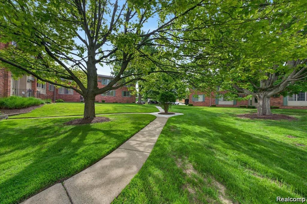 454 Romeo Road, Rochester, MI 48307 — Photo 22