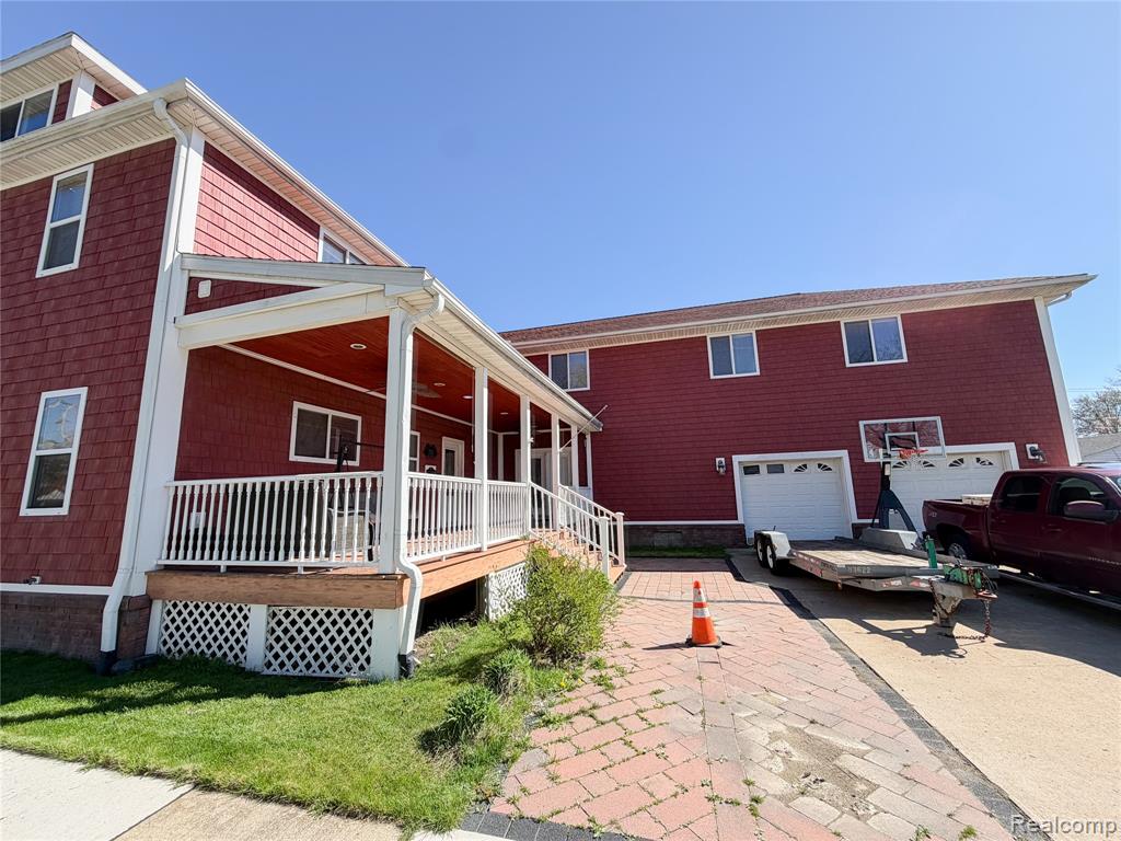 703 Saint John Street, Wyandotte, MI 48192 — Photo 3