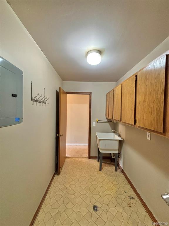 401 Doremus S Doremus Lane W, 10, Saint Clair Shores, MI 48080 — Photo 29