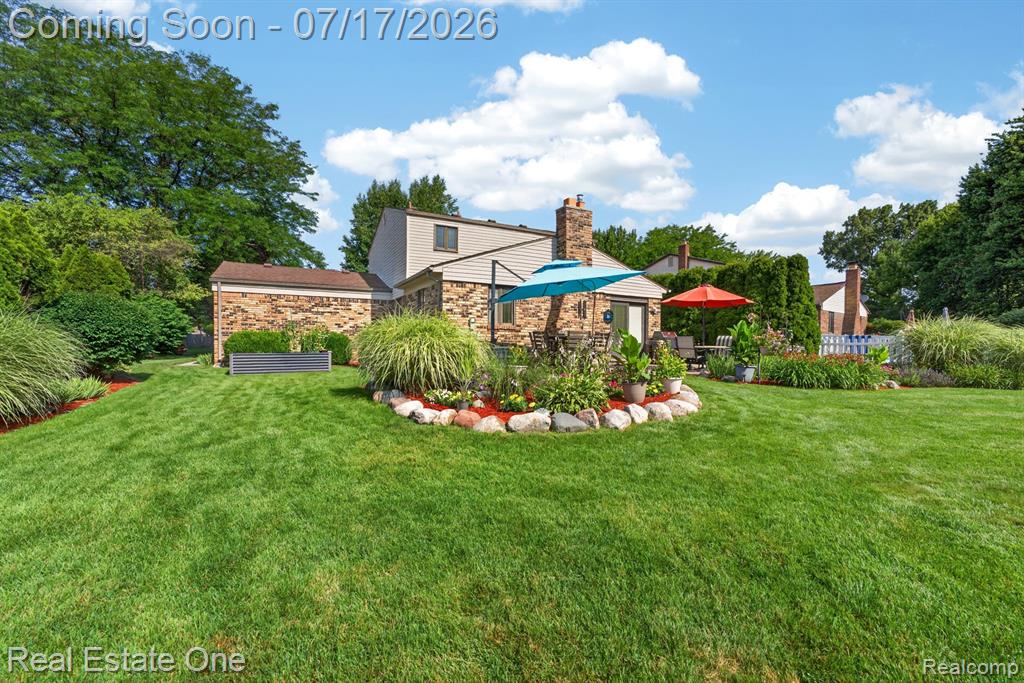 47380 Savannah Drive, Macomb, MI 48044 — Photo 22