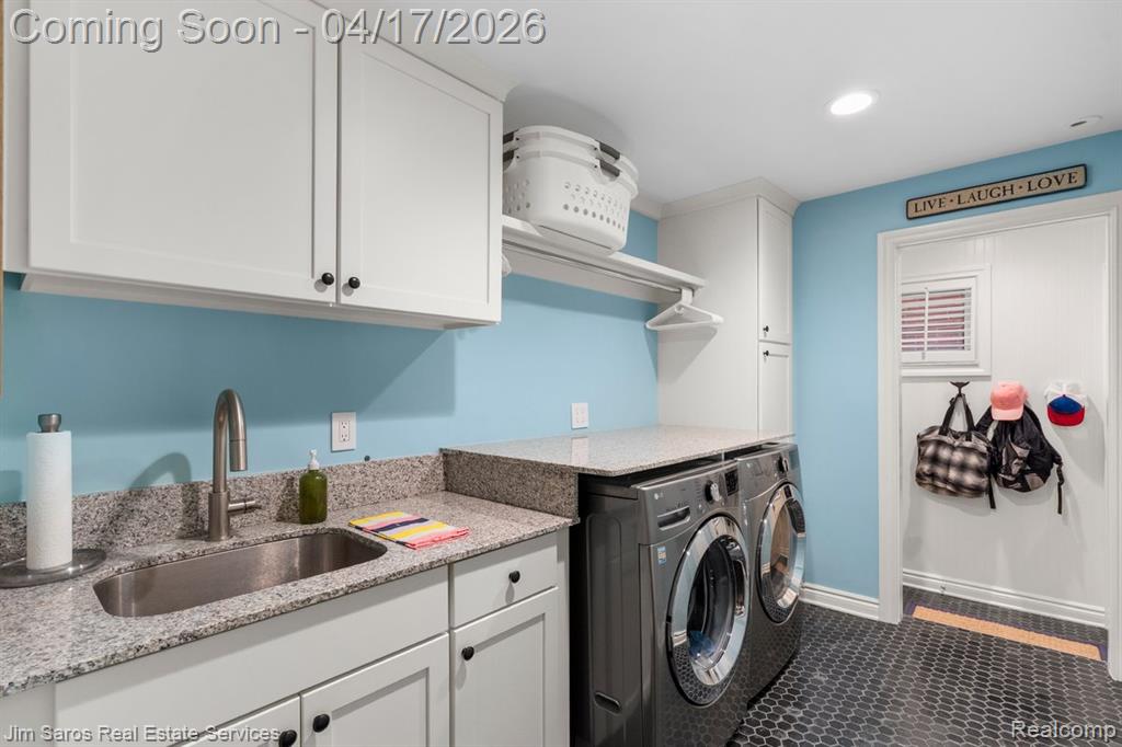 47 Roslyn Road, Grosse Pointe Shores, MI 48236 — Photo 20